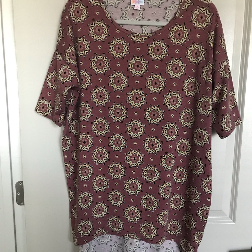 LuLaroe Elbow Sleeve High - Low Top - Irma